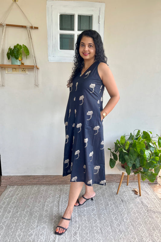 Midnight Leaf Pocket Dress