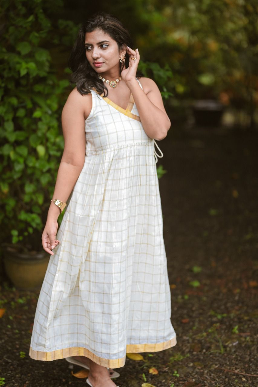 Vennila-Kerala Checked Kasavu Anarkali - With Lining